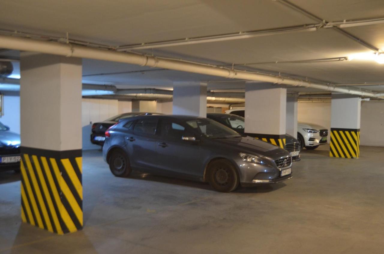 Flat At The Edge Of The Center + Parking Lägenhet Budapest Exteriör bild